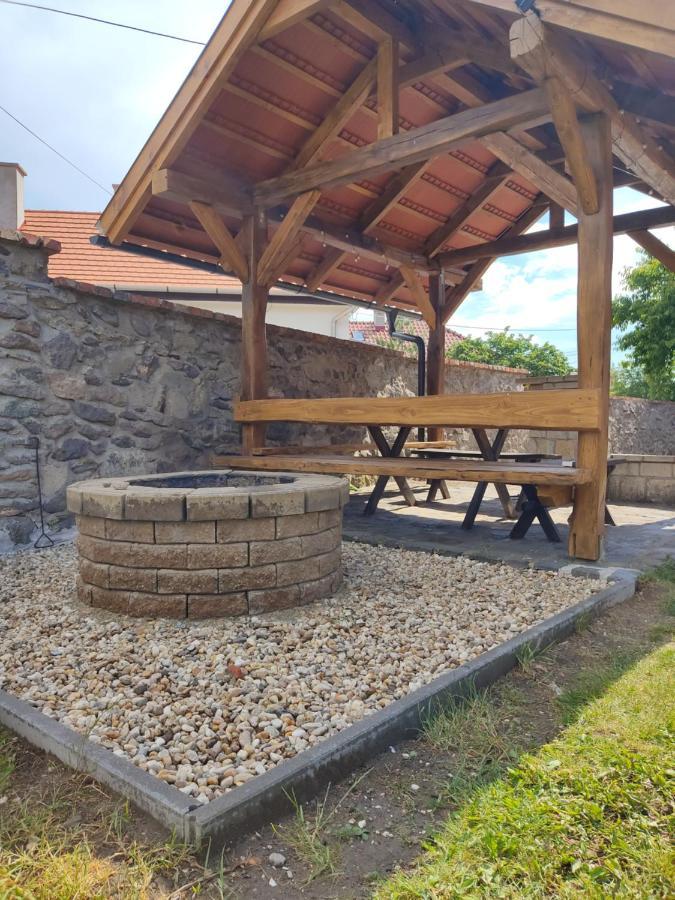 Boldogkohaz Hotel Boldogkovaralja Bagian luar foto